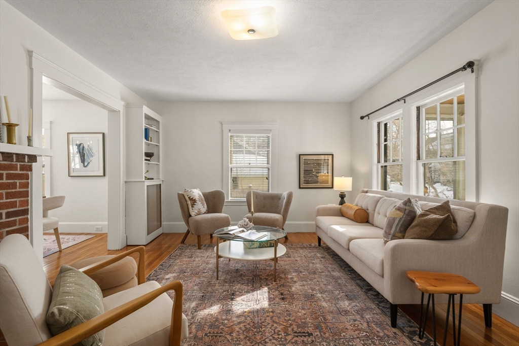 35 Maple Road Melrose, MA 02176 - Photo 1 of 31