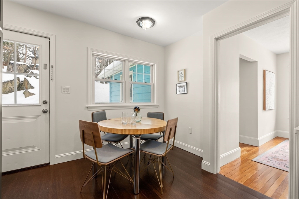 35 Maple Road Melrose, MA 02176 - Photo 11 of 31