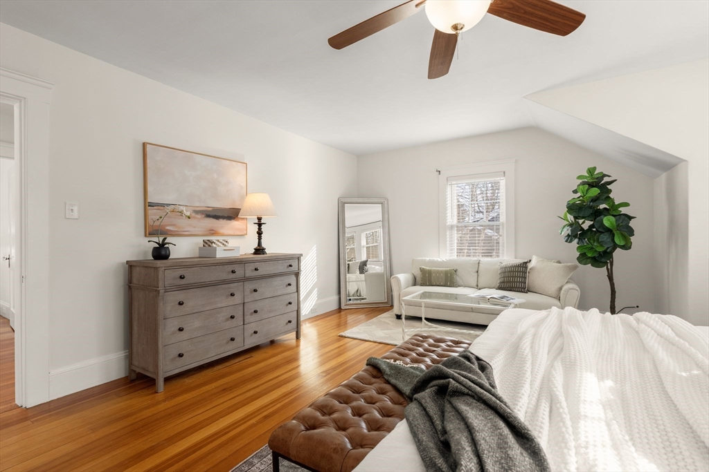 35 Maple Road Melrose, MA 02176 - Photo 19 of 31