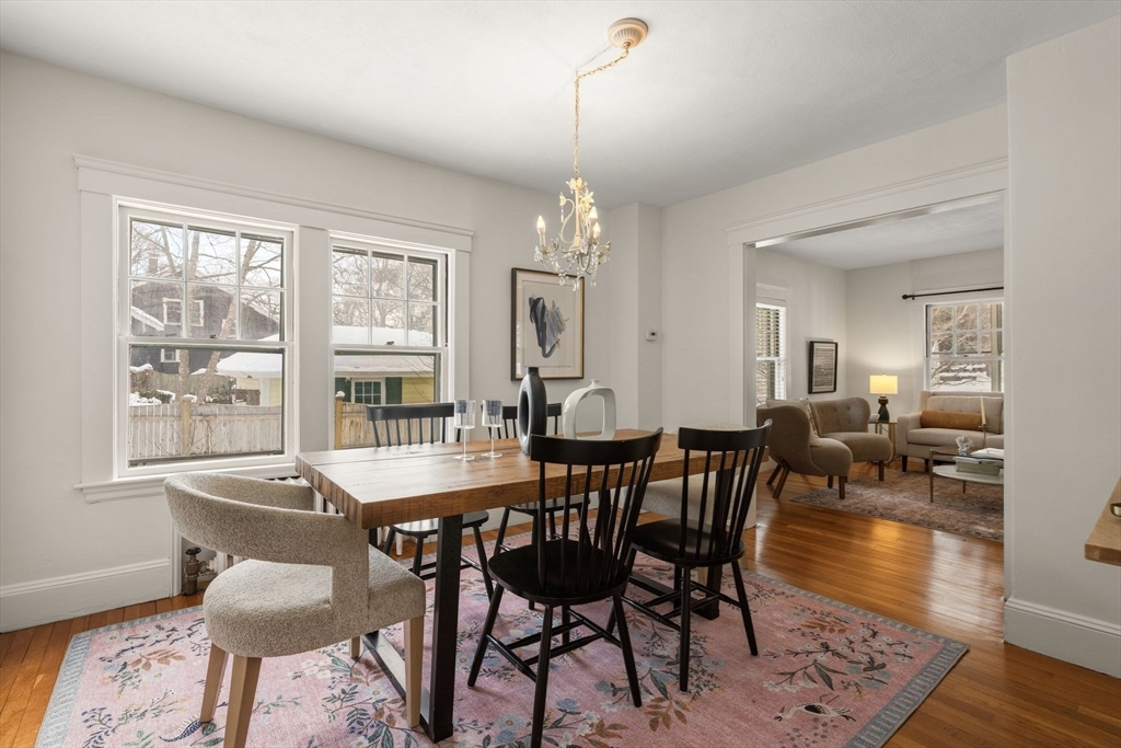 35 Maple Road Melrose, MA 02176 - Photo 6 of 31