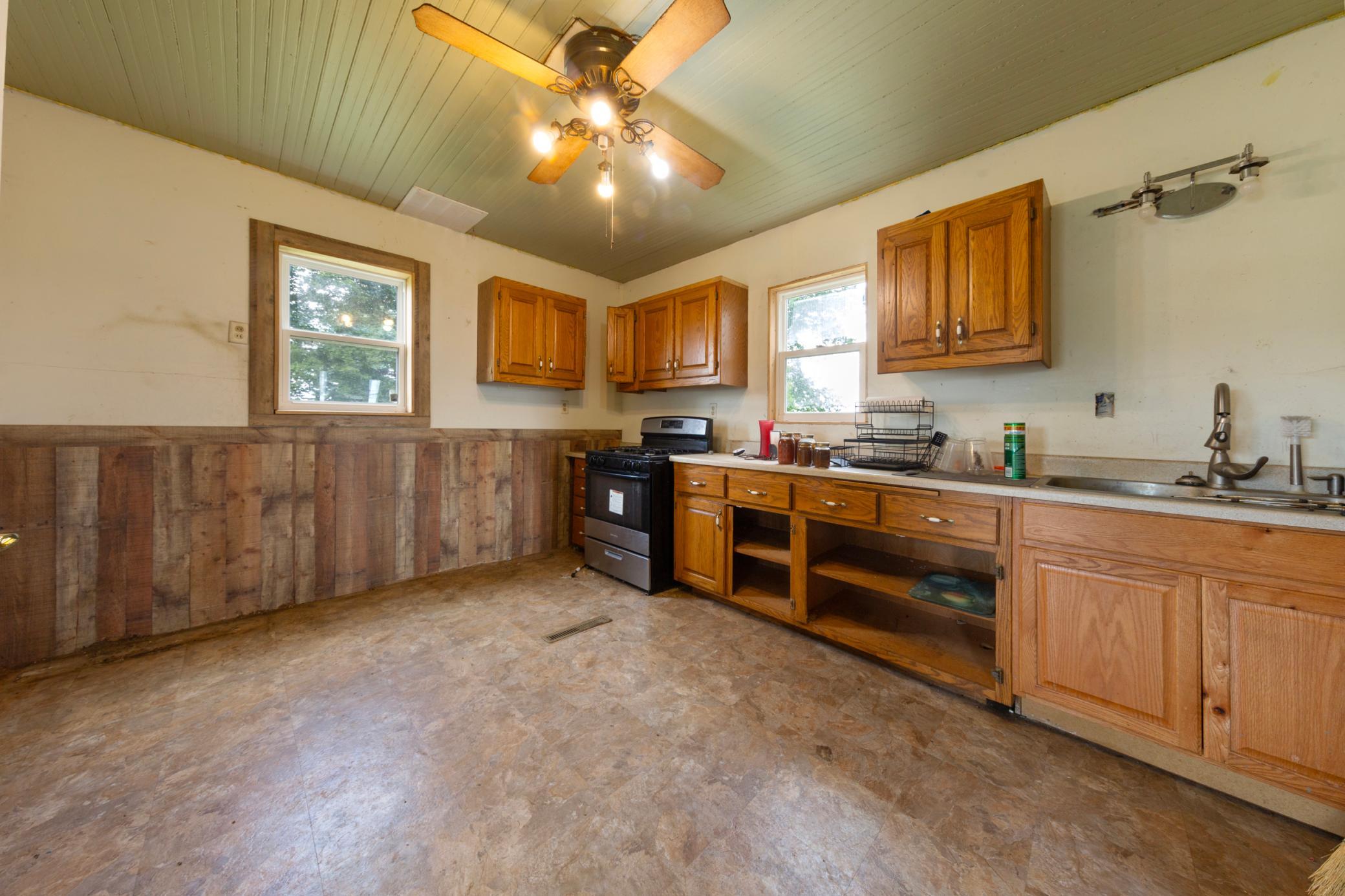 10401 Southwest 62nd Avenue Ellendale, MN 56026 - Photo 12 of 26