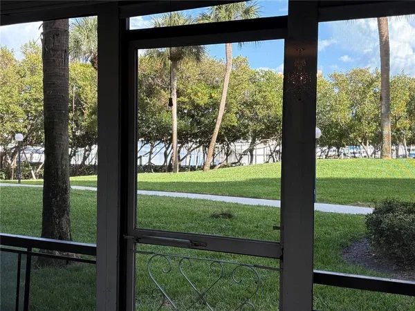 $1,500 | 1328 Pasadena Avenue South, Unit 104, South Pasadena, FL 33707