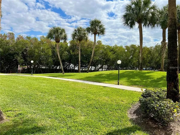 $1,500 | 1328 Pasadena Avenue South, Unit 104, South Pasadena, FL 33707