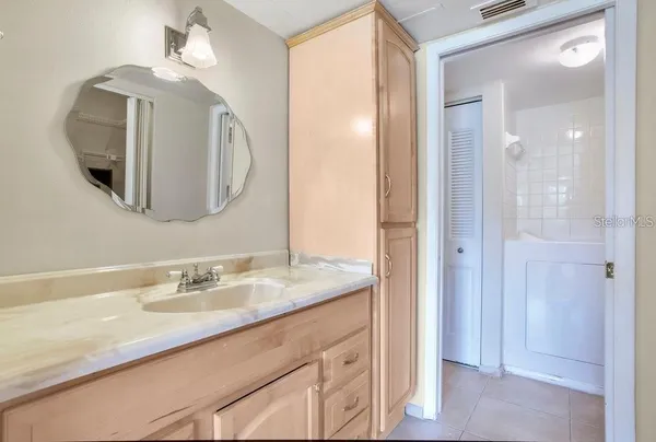 $1,500 | 1328 Pasadena Avenue South, Unit 104, South Pasadena, FL 33707