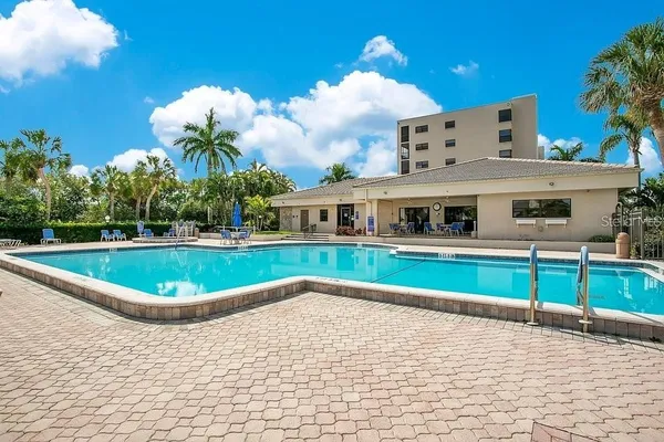 $1,500 | 1328 Pasadena Avenue South, Unit 104, South Pasadena, FL 33707