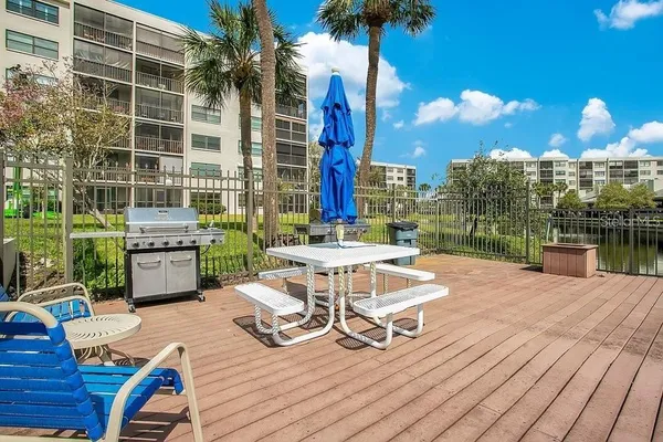 $1,500 | 1328 Pasadena Avenue South, Unit 104, South Pasadena, FL 33707