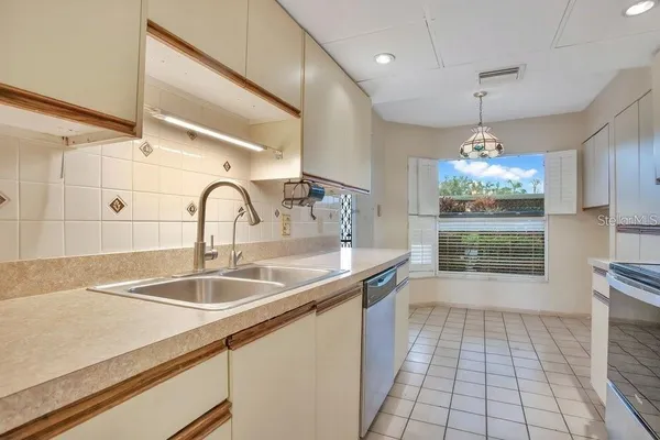 $1,500 | 1328 Pasadena Avenue South, Unit 104, South Pasadena, FL 33707