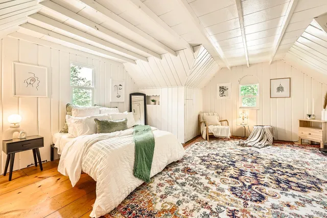 $2,695 | 3805 France Avenue South, Unit 2, Minneapolis, MN 55416