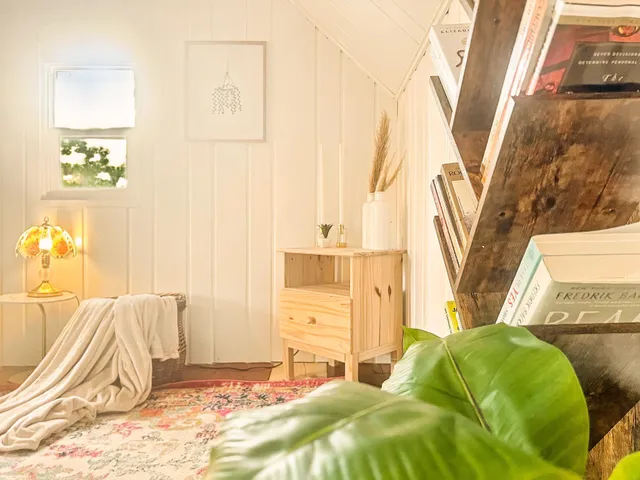 $2,695 | 3805 France Avenue South, Unit 2, Minneapolis, MN 55416