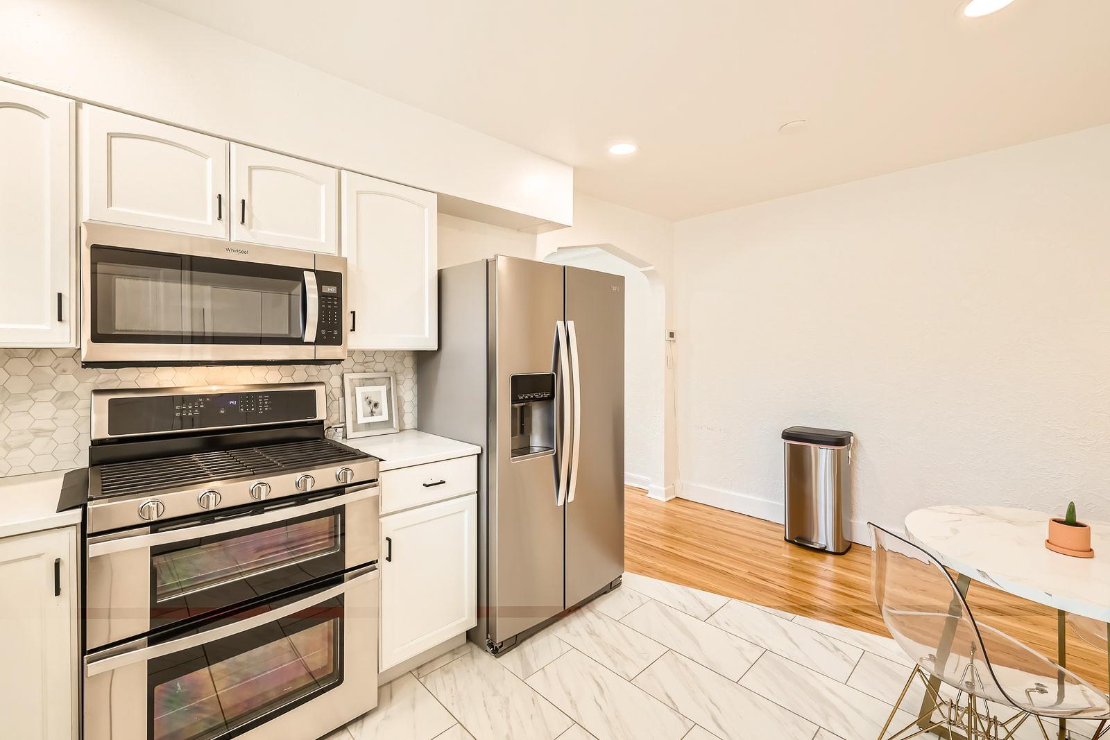 3805 France Avenue South, Unit 2 Minneapolis, MN 55416 - Photo 4 of 34