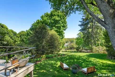 $1,199,000 | 211 High Meadow Road, Fairfield, CT 06890