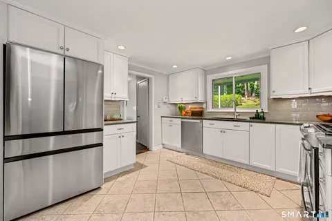 $1,199,000 | 211 High Meadow Road, Fairfield, CT 06890