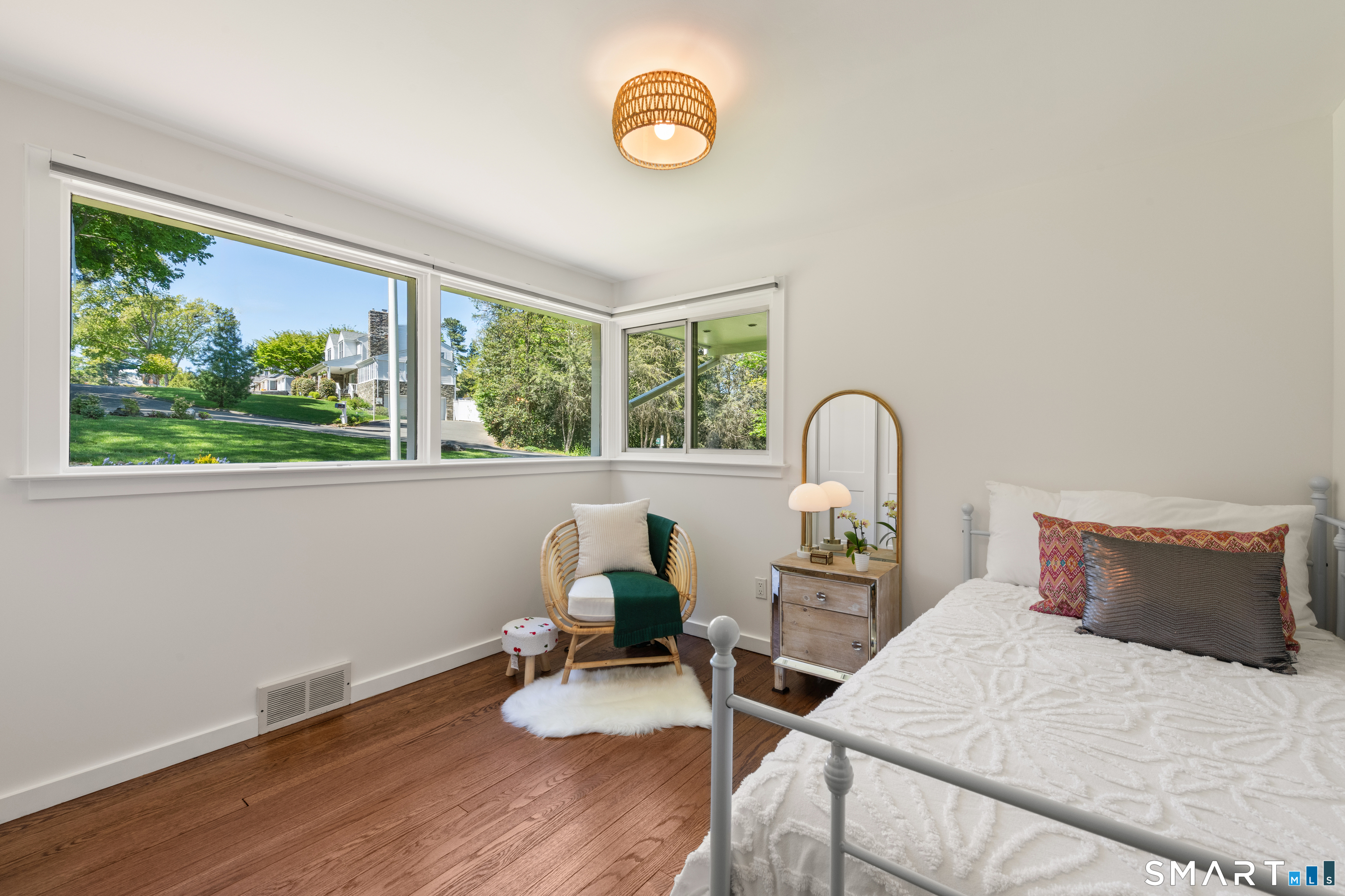 211 High Meadow Road Fairfield, CT 06890 - Photo 23 of 34