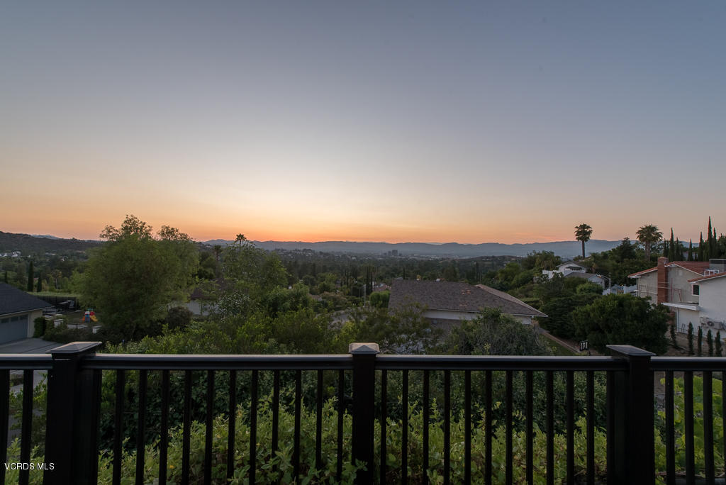20145 Ruston Road Woodland Hills, CA 91364 - Photo 2 of 54 Sunset View