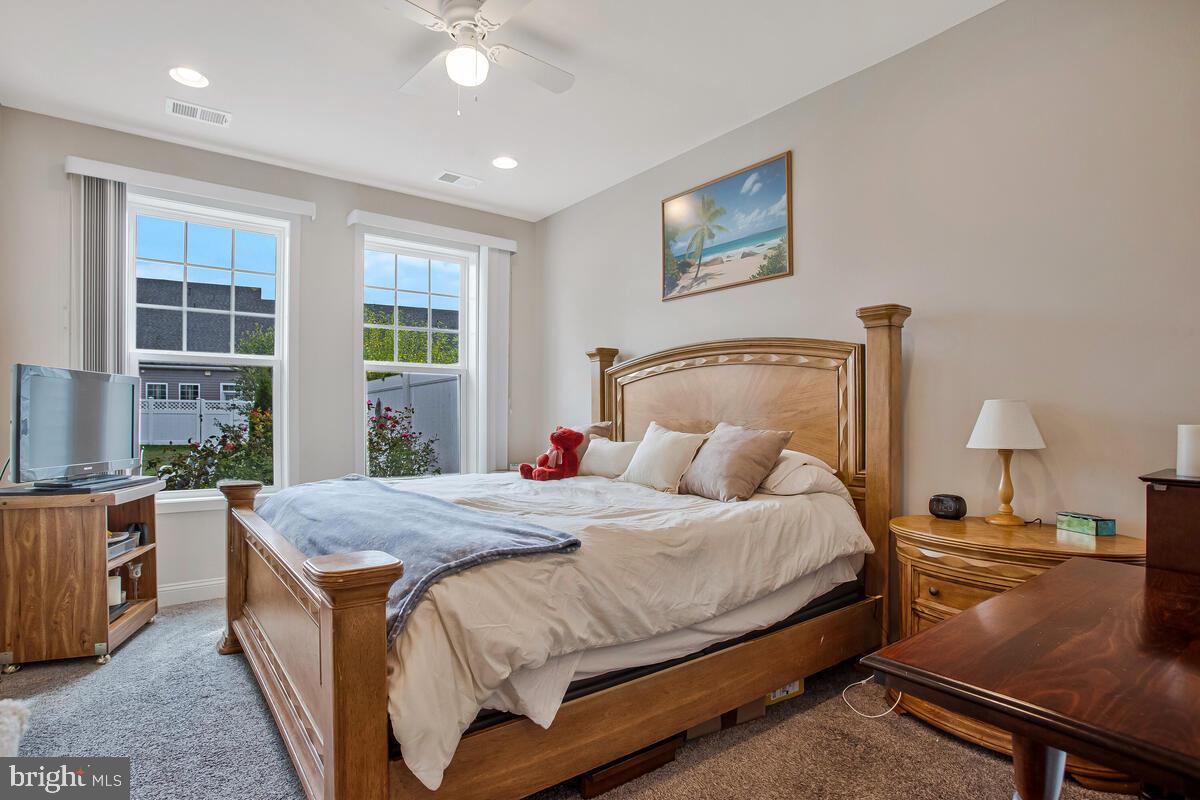 2834 Dragon Fly Way Odenton, MD 21113 - Photo 13 of 35 Primary Suite