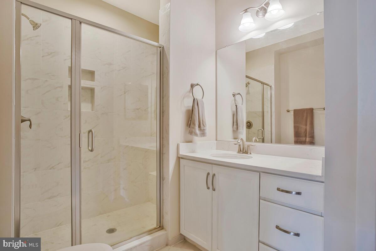 2834 Dragon Fly Way Odenton, MD 21113 - Photo 14 of 35 Primary Bath