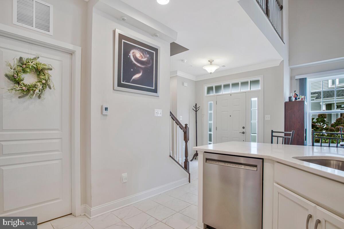 2834 Dragon Fly Way Odenton, MD 21113 - Photo 5 of 35 Kitchen