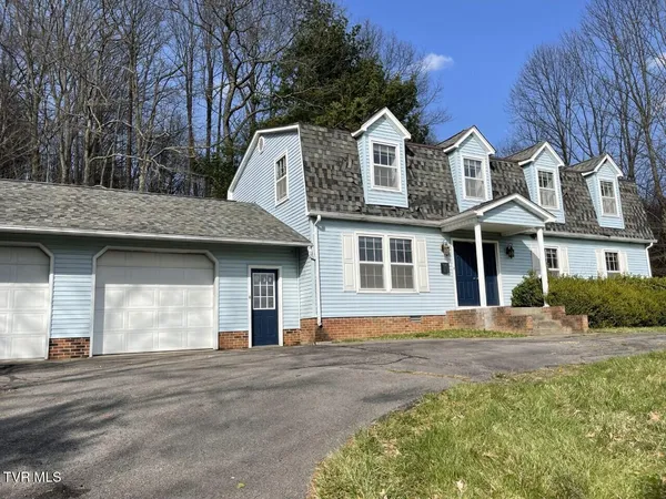$379,900 | 6700 Pole Bridge Road, Wise, VA 24293