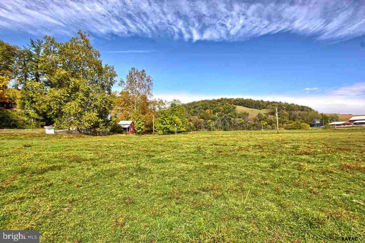 3247 Ridgeview Road Dallastown, PA 17313 - Photo 15 of 36