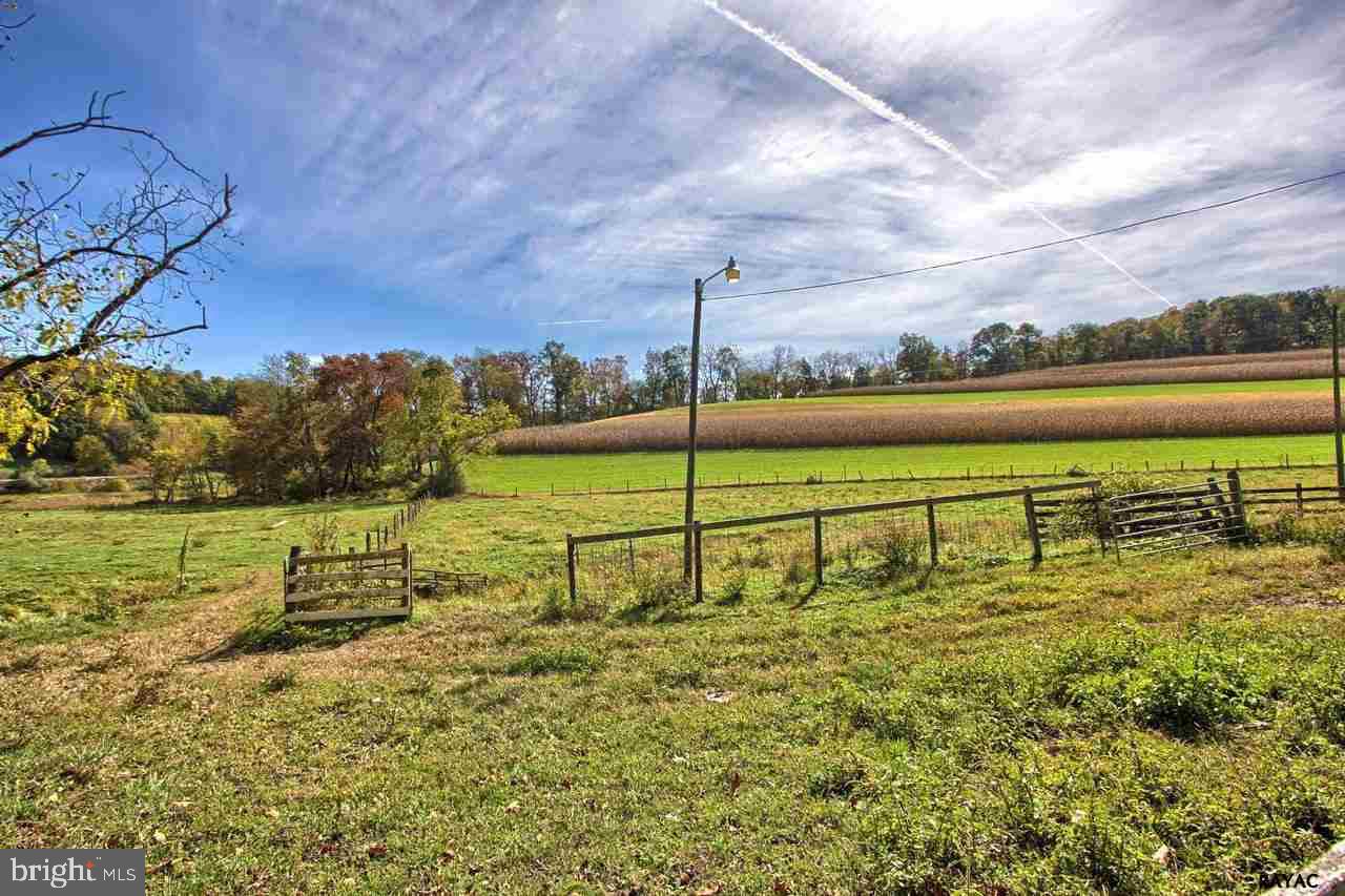3247 Ridgeview Road Dallastown, PA 17313 - Photo 6 of 36