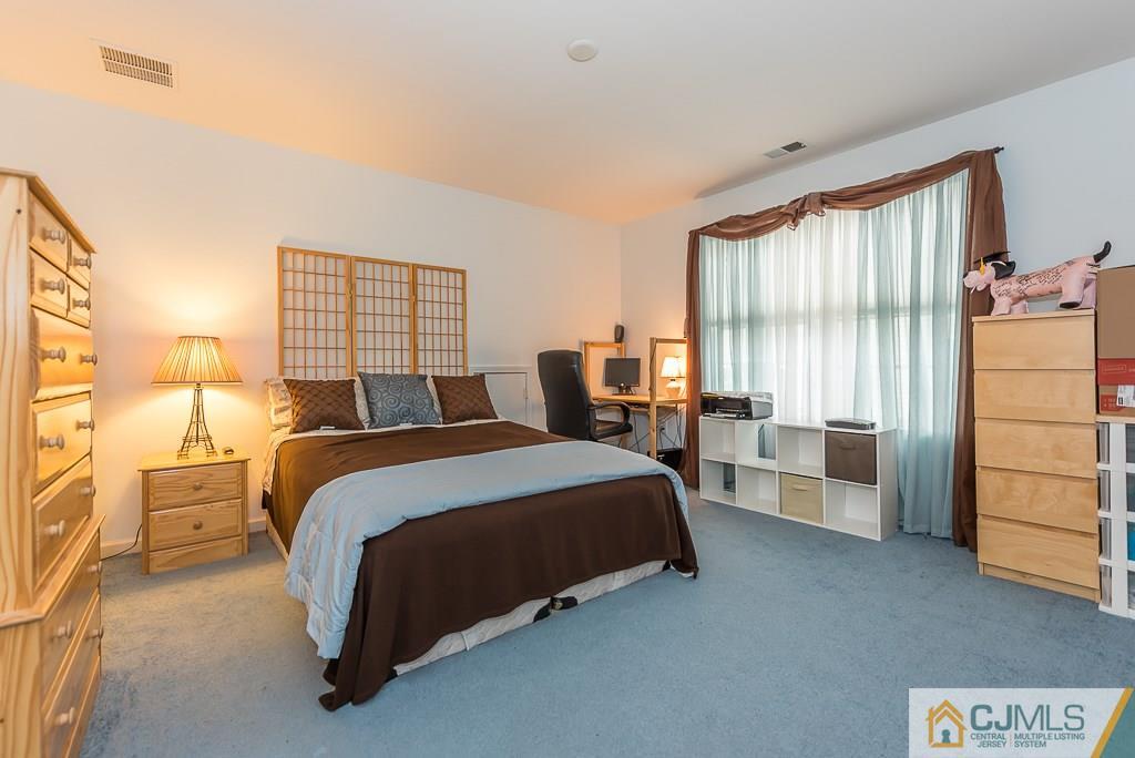 41 Pebble Creek Road Dayton, NJ 08810 - Photo 22 of 25 Gallery Image 22