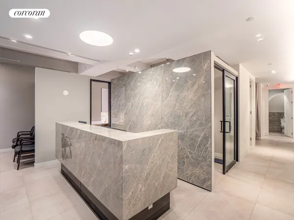 $2,495,000 | 64 West 36th Street, Unit 5C | Midtown South