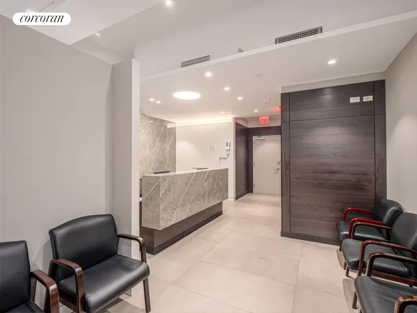 $2,495,000 | 64 West 36th Street, Unit 5C | Midtown South