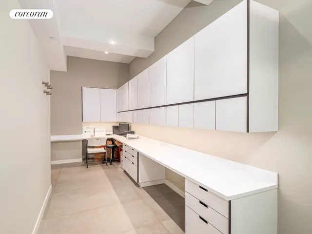 $2,495,000 | 64 West 36th Street, Unit 5C | Midtown South