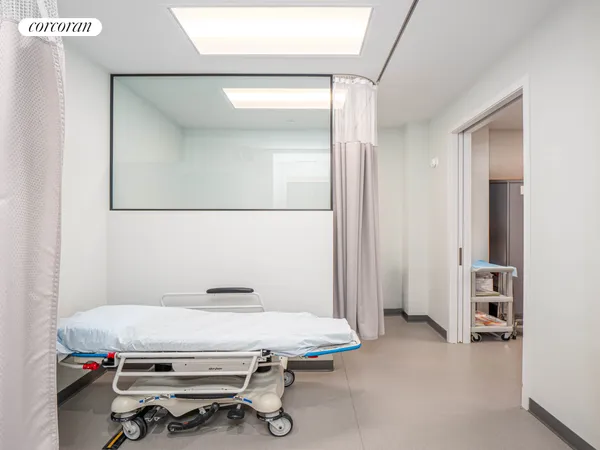 $2,495,000 | 64 West 36th Street, Unit 5C | Midtown South