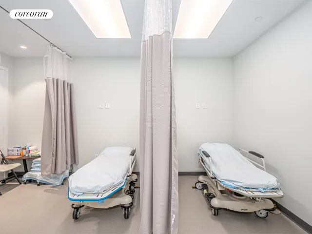 $2,495,000 | 64 West 36th Street, Unit 5C | Midtown South