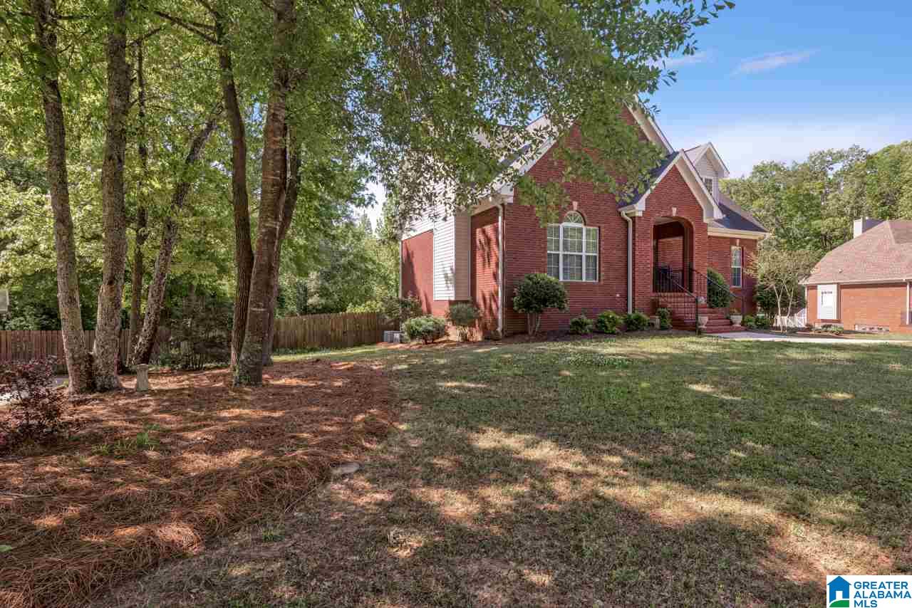 127 Brook Circle Chelsea, AL 35043 - Photo 2 of 45