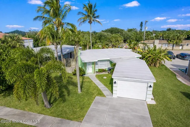 $2,850 | 206 4th Avenue, Indialantic, FL 32903