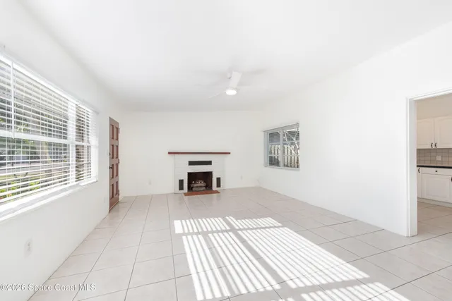 $2,850 | 206 4th Avenue, Indialantic, FL 32903