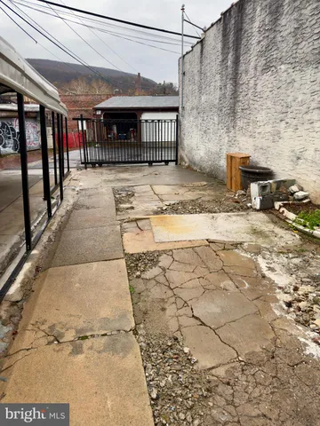 $129,900 | 830 Bingaman Street, Reading, PA 19602