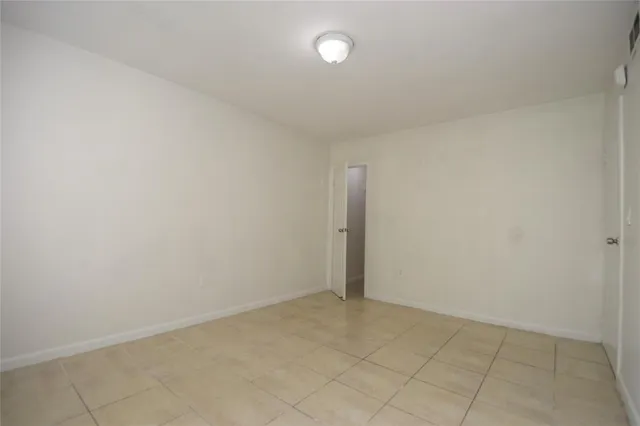 $2,000 | 1790 Northwest 55th Avenue, Unit 202, Lauderhill, FL 33313