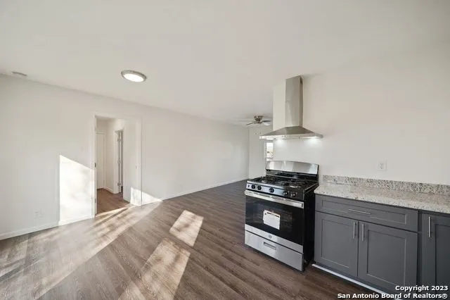 $1,400 | 3222 Pine Hollow, San Antonio, TX 78211