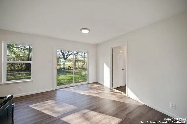 $1,400 | 3222 Pine Hollow, San Antonio, TX 78211