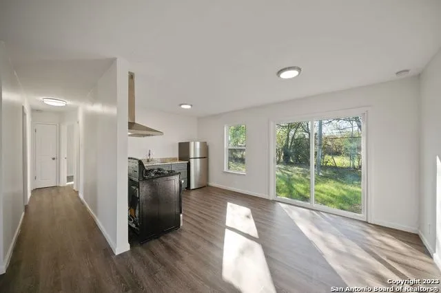 $1,400 | 3222 Pine Hollow, San Antonio, TX 78211