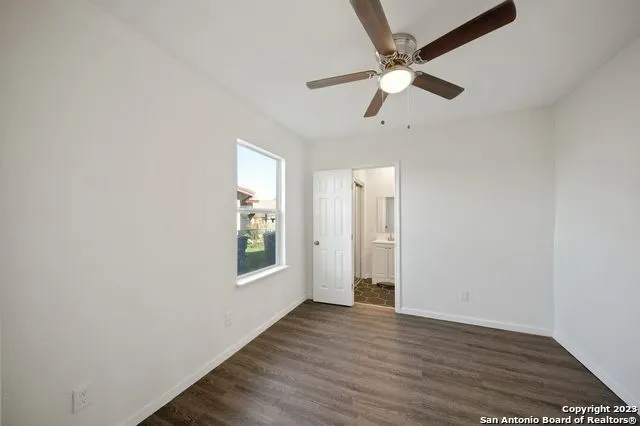 $1,400 | 3222 Pine Hollow, San Antonio, TX 78211