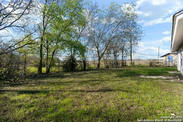 $1,400 | 3222 Pine Hollow, San Antonio, TX 78211