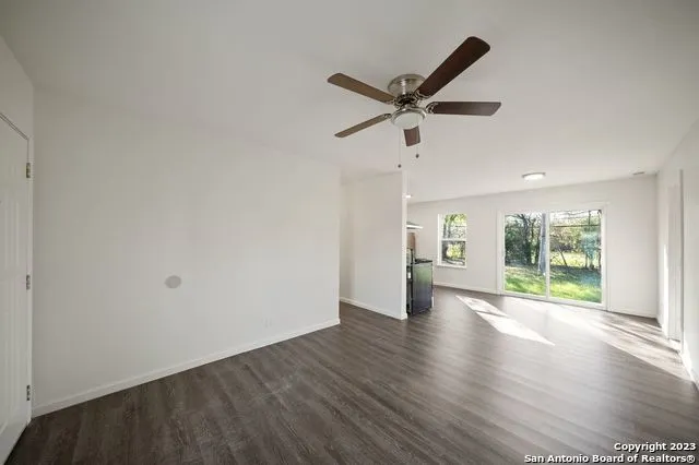 $1,400 | 3222 Pine Hollow, San Antonio, TX 78211