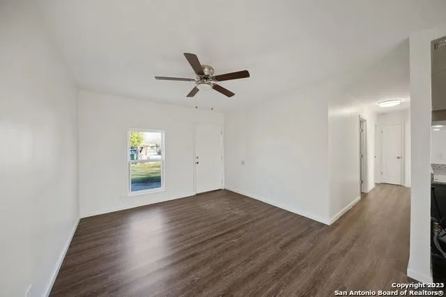 $1,400 | 3222 Pine Hollow, San Antonio, TX 78211