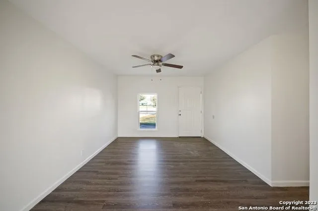 $1,400 | 3222 Pine Hollow, San Antonio, TX 78211