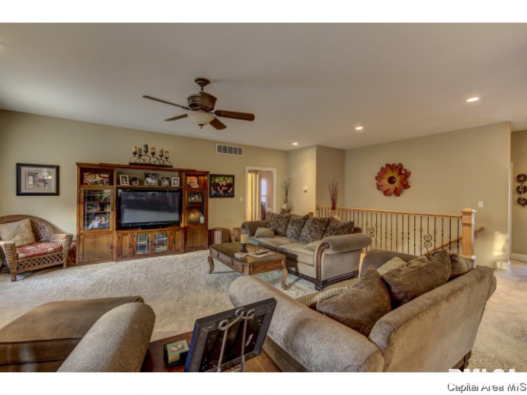 2001 Providence Lane Springfield, IL 62711 - Photo 17 of 31