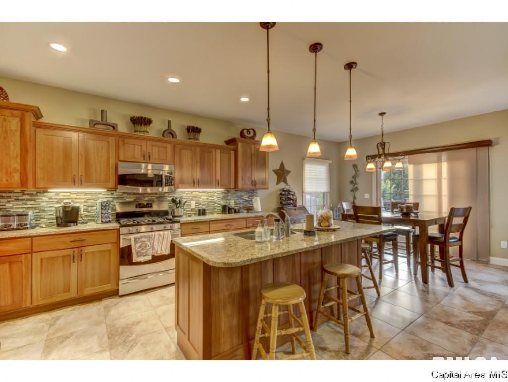 2001 Providence Lane Springfield, IL 62711 - Photo 3 of 31