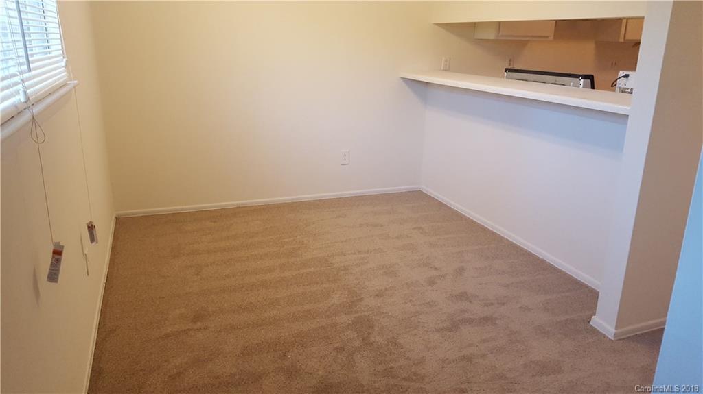 1605 Merry Oaks Road Charlotte, NC 28205 - Photo 2 of 11
