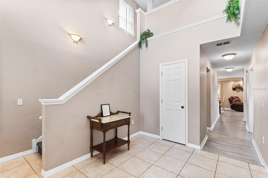 2101 Hatteras Point Lakeland, FL 33813 - Photo 10 of 39