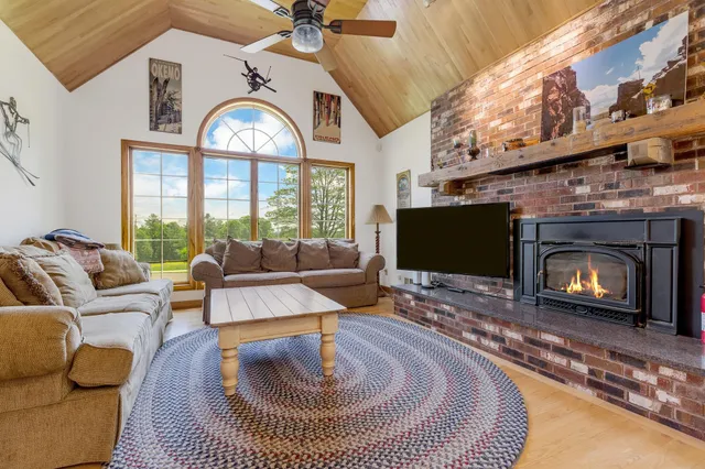 $795,000 | 490 West Hill Road, Ludlow, VT 05149