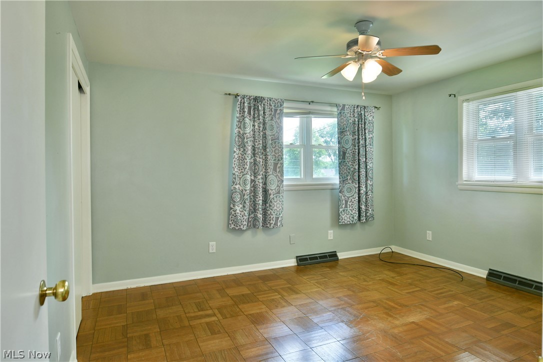 2141 North Road Northeast Warren, OH 44483 - Photo 28 of 50