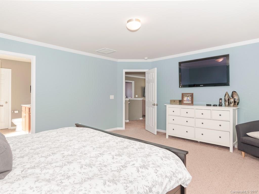 8630 Heartleaf Road Charlotte, NC 28227 - Photo 11 of 23 Gallery Image 11